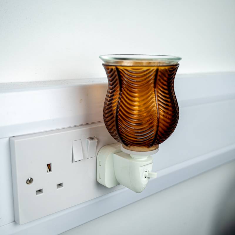 Electric plug wall wax burner